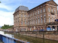 Un autre ex-château des Rohan  (1790), dominant le canal de la Marne au Rhin.